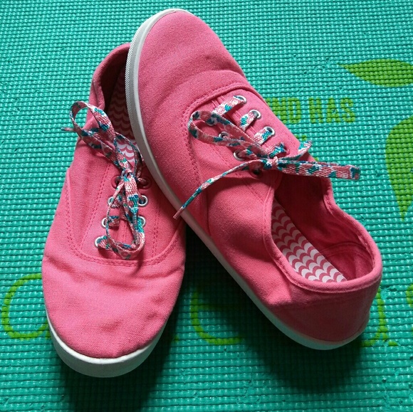 coral pink sneakers